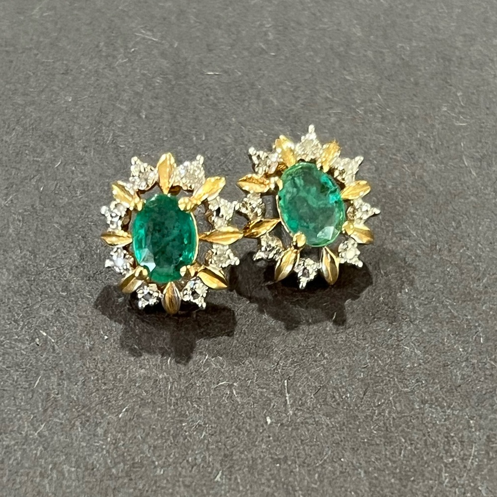 14k Gold Emerald Earring